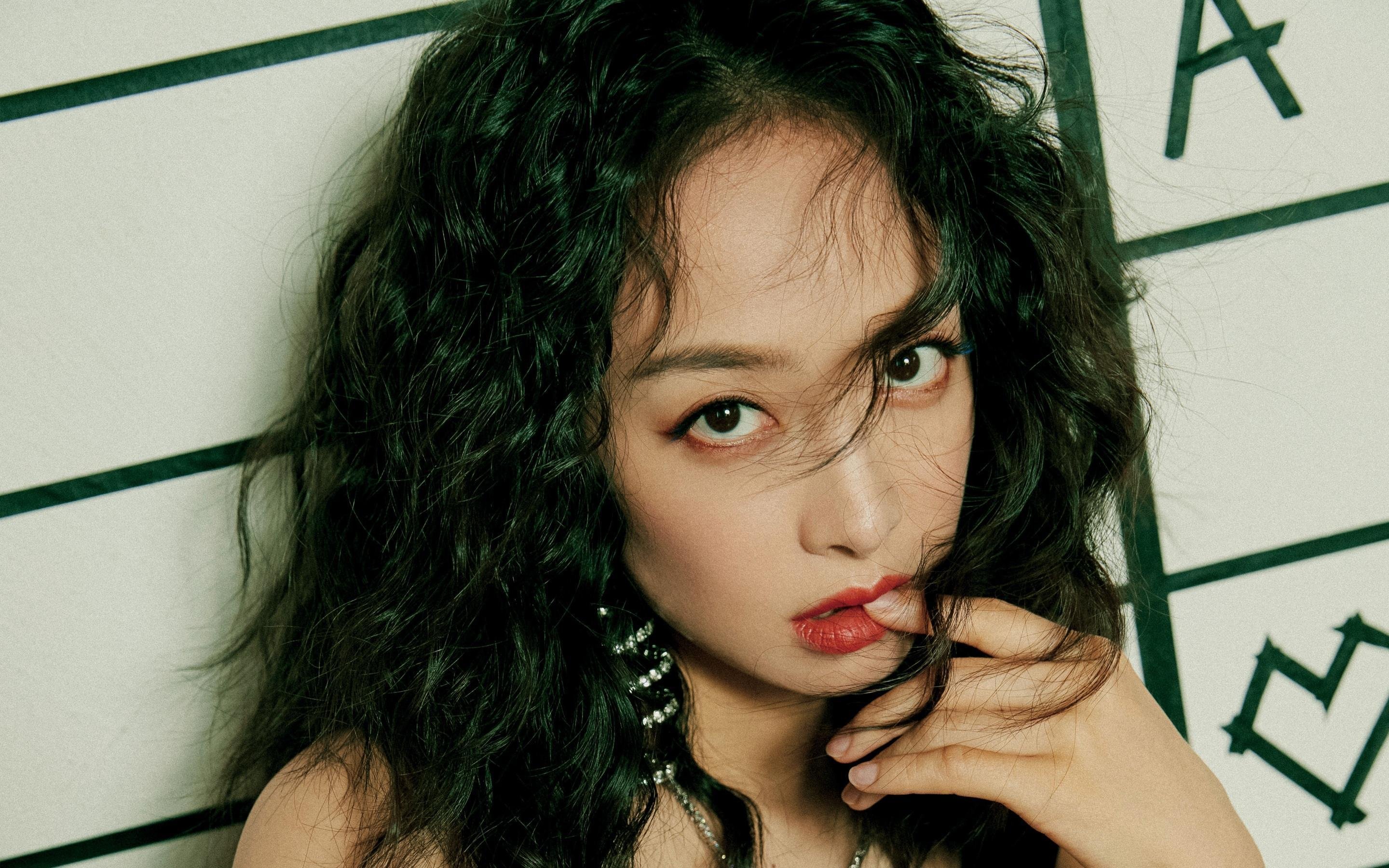 fb体育登录入口-篮球励志演讲走进高校激发学生拼搏信念与团队意识，篮球即兴演讲